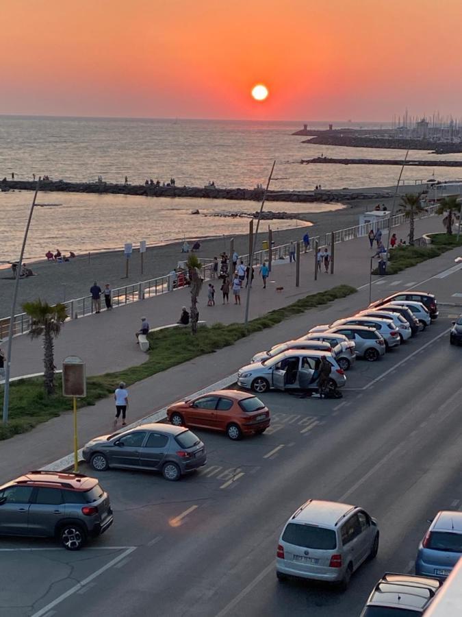 Apartamento Front Sea Luxury Lido di Ostia Exterior foto